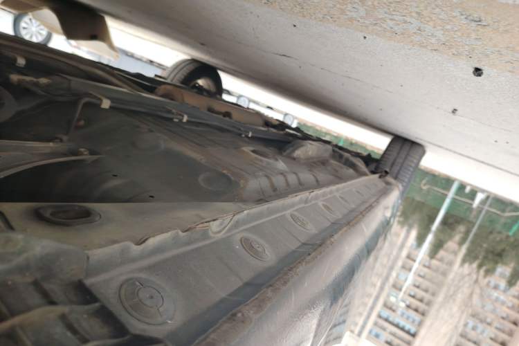 Used Toyota YARiS L Zhi Xuan 2014 1.5G Manual Xuan Dong Edition Left Side Sill