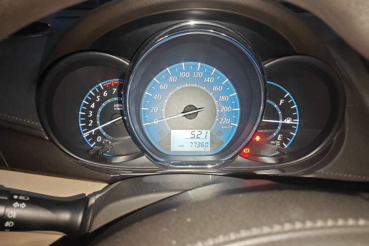 Used Toyota YARiS L Zhi Xuan 2014 1.5G Manual Xuan Dong Edition Odometer Close Up