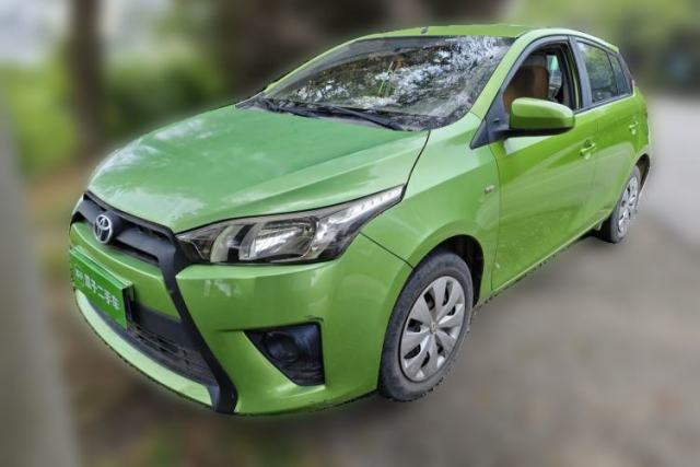 Ojetý Toyota YARiS L Zhi Xuan 2014 1.3E Automatic Charm Edition