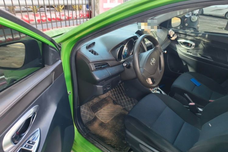Used Toyota YARiS L Zhi Xuan 2014 1.3E Automatic Charm Edition Driver Seat