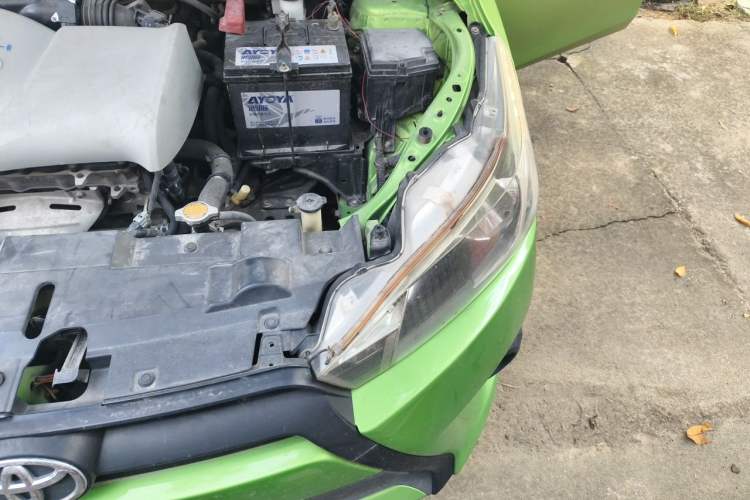 Used Toyota YARiS L Zhi Xuan 2014 1.3E Automatic Charm Edition Engine Bay Left