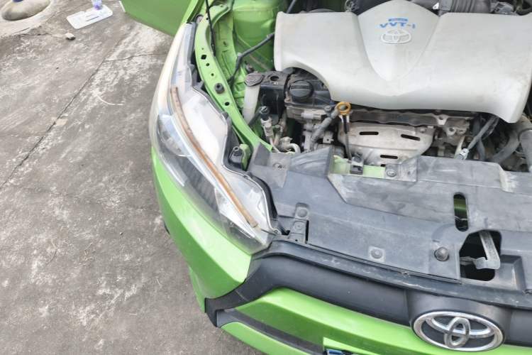 Used Toyota YARiS L Zhi Xuan 2014 1.3E Automatic Charm Edition Engine Bay Right