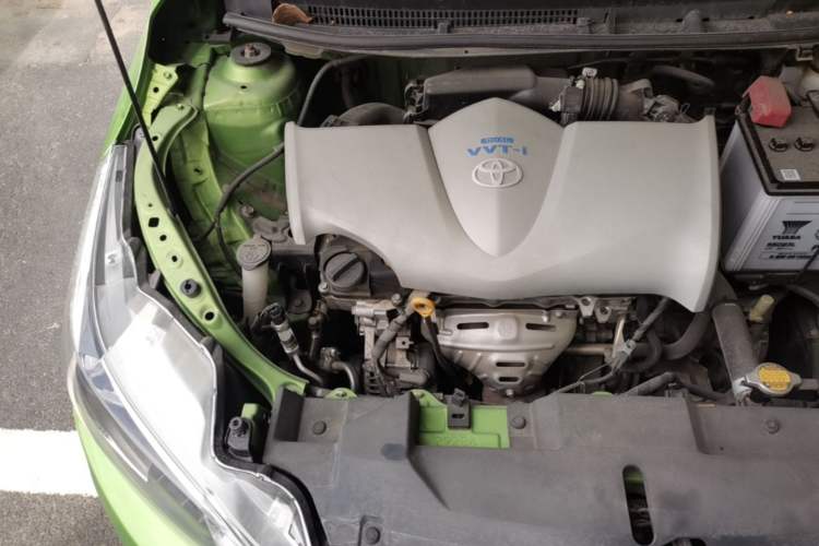 Used Toyota YARiS L Zhi Xuan 2014 1.3E Automatic Charm Edition Engine Bay Right