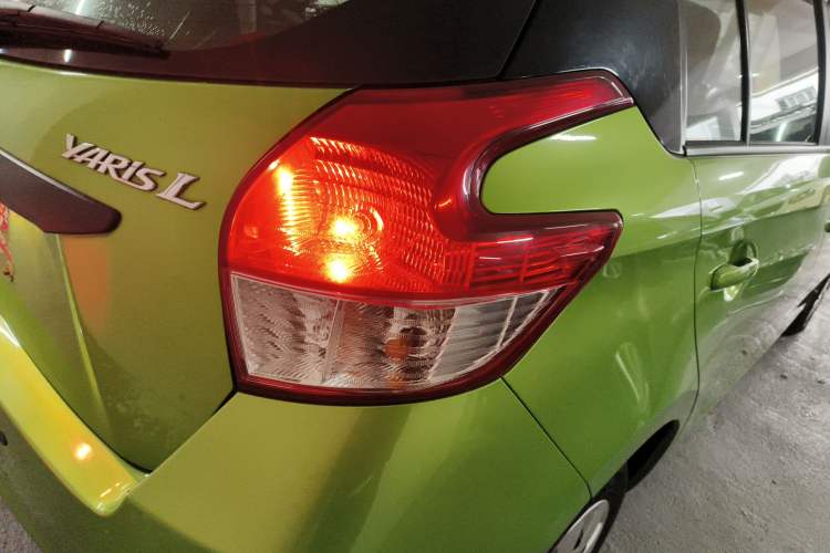 Used Toyota YARiS L Zhi Xuan 2014 1.3E Automatic Charm Edition Exterior 6