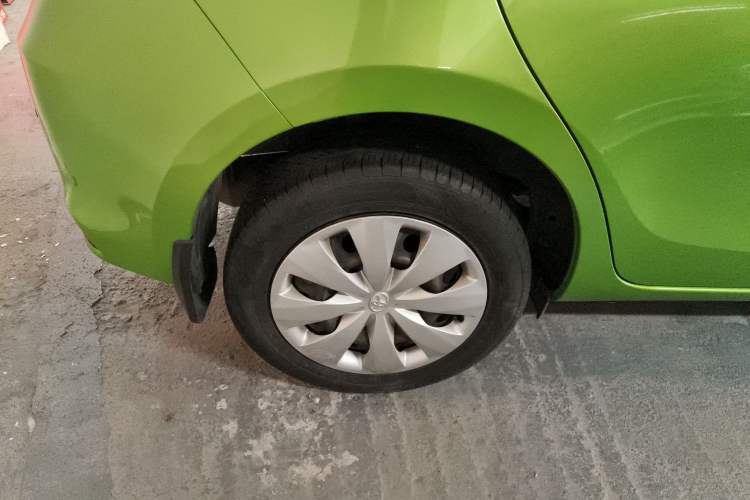 Used Toyota YARiS L Zhi Xuan 2014 1.3E Automatic Charm Edition Exterior 8