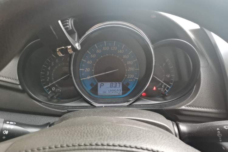 Used Toyota YARiS L Zhi Xuan 2014 1.3E Automatic Charm Edition Instrument Cluster