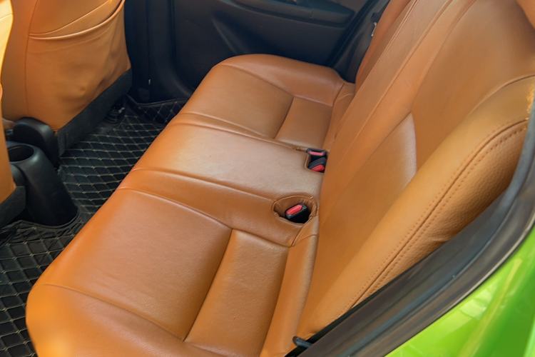 Used Toyota YARiS L Zhi Xuan 2014 1.3E Automatic Charm Edition Interior 1