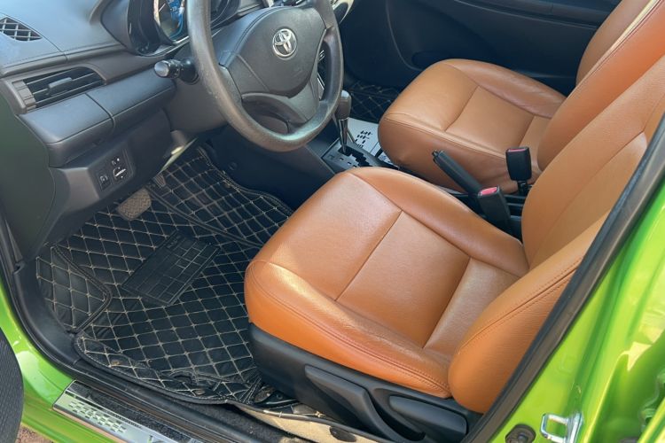 Used Toyota YARiS L Zhi Xuan 2014 1.3E Automatic Charm Edition Interior 2