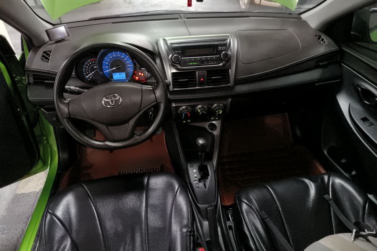 Used Toyota YARiS L Zhi Xuan 2014 1.3E Automatic Charm Edition Interior 2