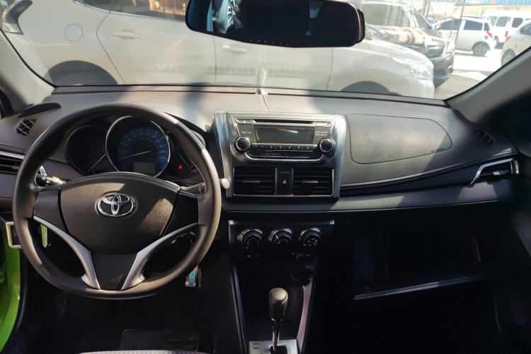 Used Toyota YARiS L Zhi Xuan 2014 1.5G Automatic Xuan Dong Edition Interior 3