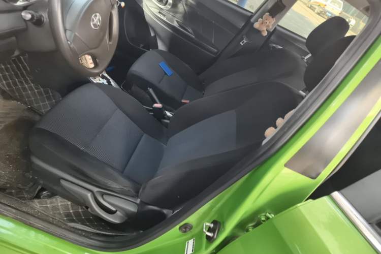 Used Toyota YARiS L Zhi Xuan 2014 1.3E Automatic Charm Edition Left Front Seat