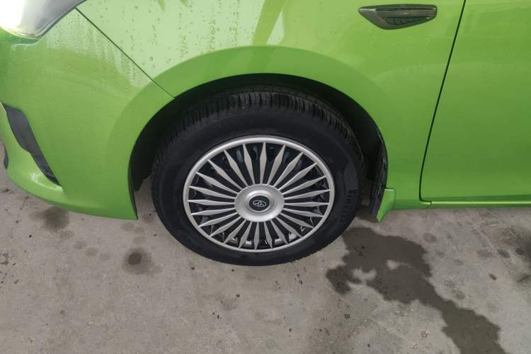 Used Toyota YARiS L Zhi Xuan 2014 1.3E Automatic Charm Edition Left Front Wheel Hub