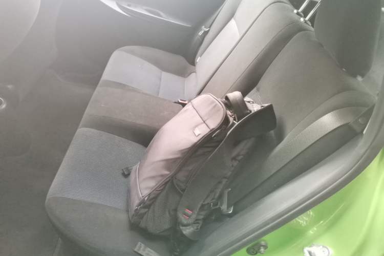 Used Toyota YARiS L Zhi Xuan 2014 1.3E Automatic Charm Edition Left Rear Seat