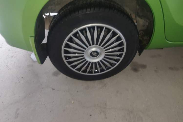 Used Toyota YARiS L Zhi Xuan 2014 1.3E Automatic Charm Edition Right Rear Wheel Hub