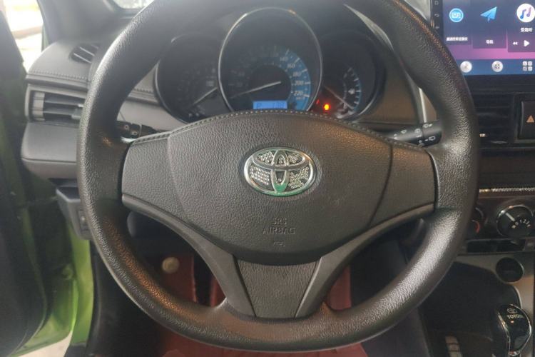Used Toyota YARiS L Zhi Xuan 2014 1.3E Automatic Charm Edition Steering Wheel