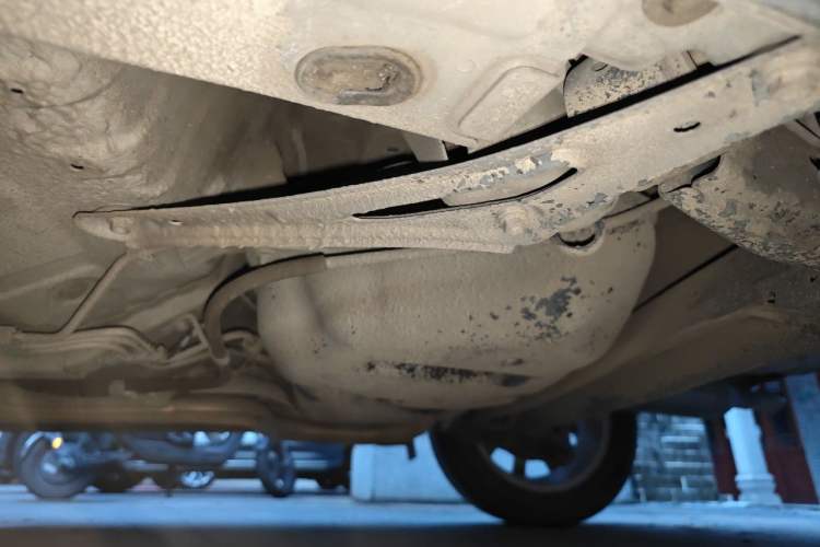Used Toyota YARiS L Zhi Xuan 2014 1.5G Automatic Xuan Dong Edition Chassis Rear Left