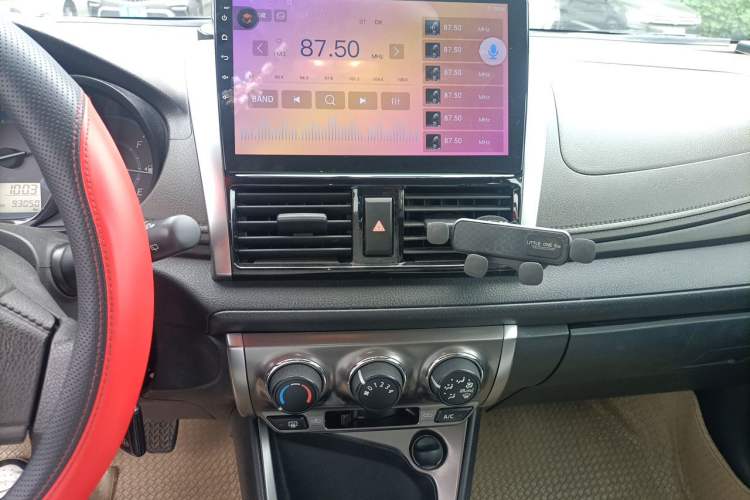 Used Toyota YARiS L Zhi Xuan 2014 1.3E Manual Charm Edition Audio And AC Panel