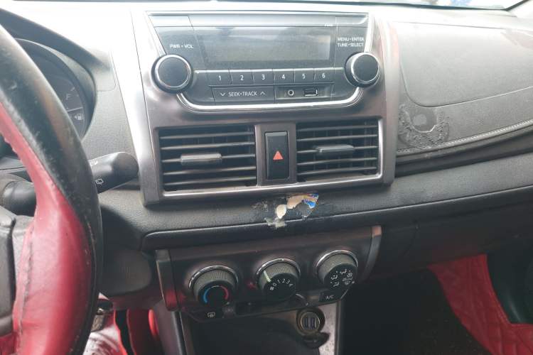 Used Toyota YARiS L Zhi Xuan 2014 1.3E Automatic Charm Edition Audio And AC Panel