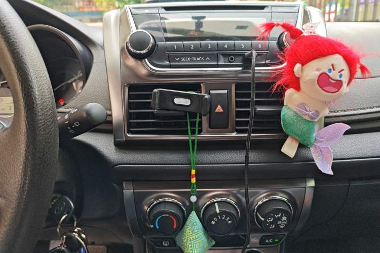 Used Toyota YARiS L Zhi Xuan 2014 1.5G Automatic Xuan Dong Edition Audio And AC Panel