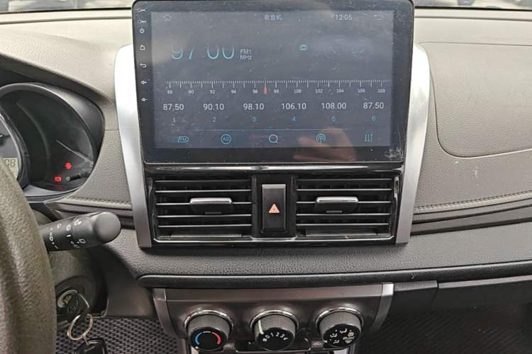 Used Toyota YARiS L Zhi Xuan 2014 1.3E Automatic Charm Edition Audio And AC Panel