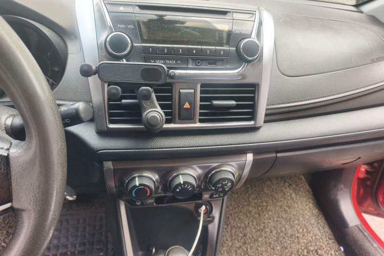 Used Toyota YARiS L Zhi Xuan 2014 1.5G Automatic Xuan Dong Edition Audio And AC Panel