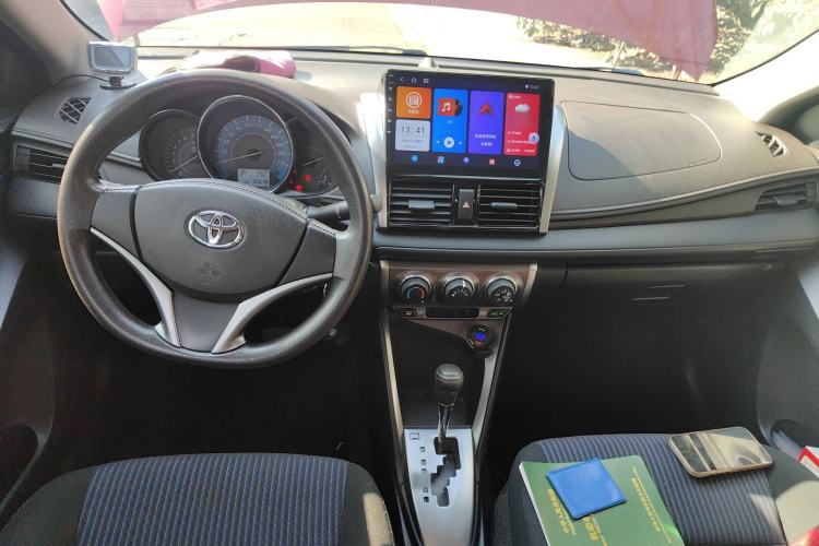 Used Toyota YARiS L Zhi Xuan 2014 1.5G Automatic Xuan Dong Edition Center Console