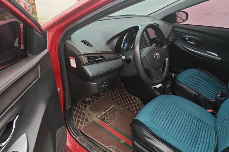 Used Toyota YARiS L Zhi Xuan 2014 1.3E Manual Charm Edition Driver Seat