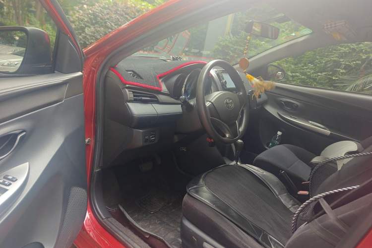 Used Toyota YARiS L Zhi Xuan 2014 1.5G Automatic Xuan Dong Edition Driver Seat