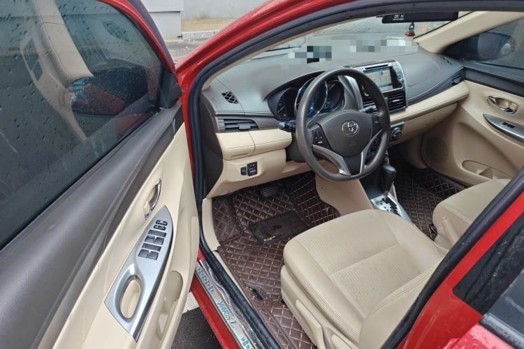 Used Toyota YARiS L Zhi Xuan 2014 1.5 GS Automatic Sharp Edition Driver Seat