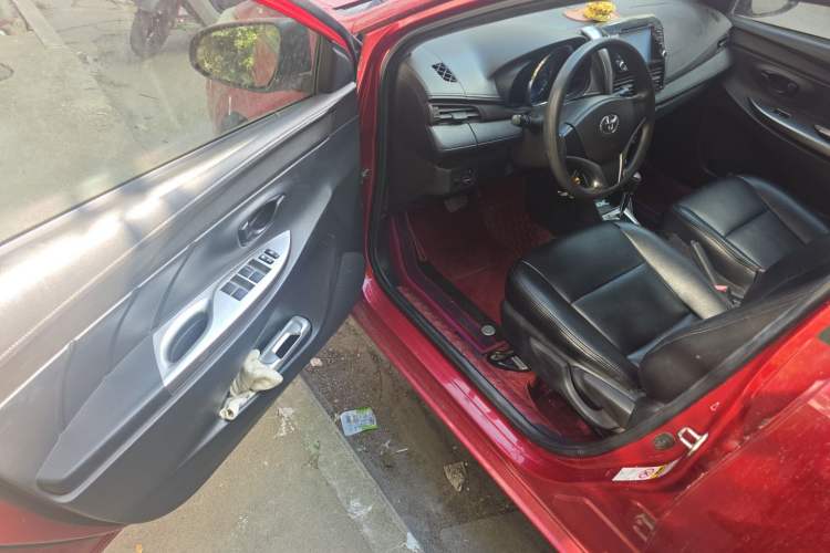 Used Toyota YARiS L Zhi Xuan 2014 1.5G Automatic Xuan Dong Edition Driver Seat