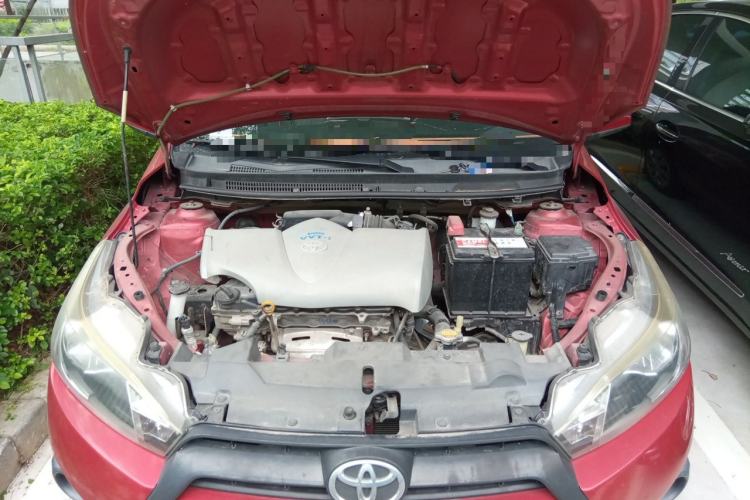 Used Toyota YARiS L Zhi Xuan 2014 1.3E Automatic Charm Edition Engine Bay