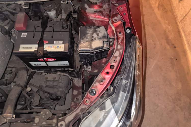 Used Toyota YARiS L Zhi Xuan 2014 1.5G Automatic Xuan Dong Edition Engine Bay Left