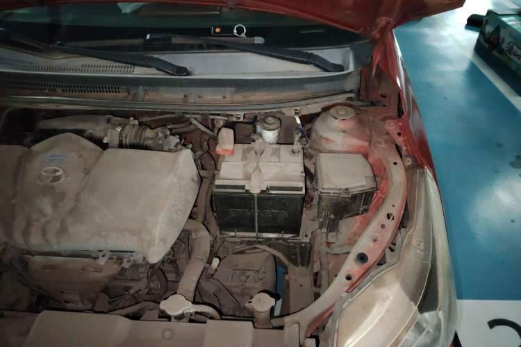 Used Toyota YARiS L Zhi Xuan 2014 1.5G Automatic Xuan Dong Edition Engine Bay Left