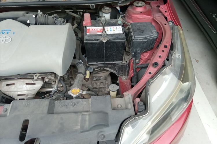 Used Toyota YARiS L Zhi Xuan 2014 1.3E Automatic Charm Edition Engine Bay Left