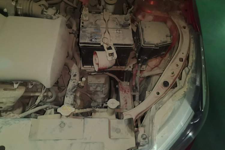Used Toyota YARiS L Zhi Xuan 2014 1.3E Automatic Charm Edition Engine Bay Left