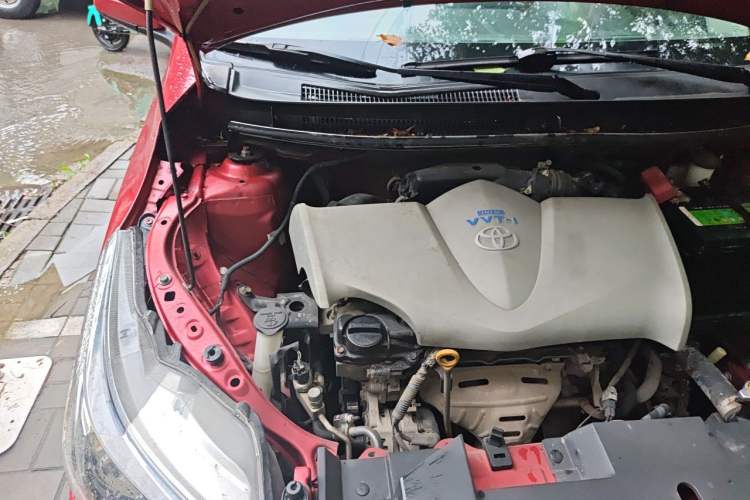 Used Toyota YARiS L Zhi Xuan 2014 1.3E Automatic Charm Edition Engine Bay Right
