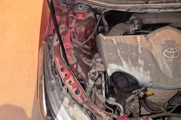 Used Toyota YARiS L Zhi Xuan 2014 1.5G Automatic Xuan Dong Edition Engine Bay Right