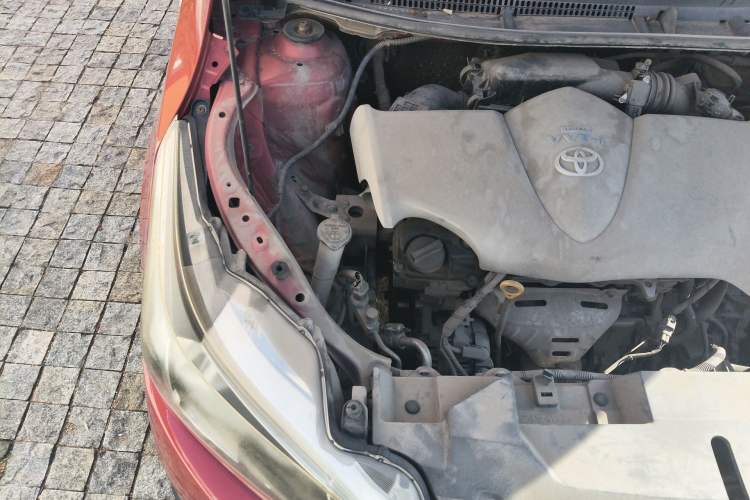 Used Toyota YARiS L Zhi Xuan 2014 1.5 GS Automatic Sharp Edition Engine Bay Right