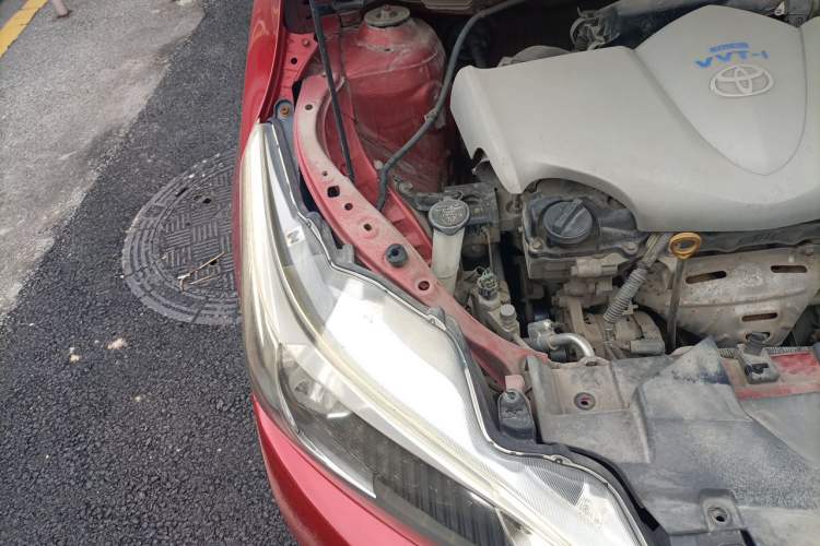 Used Toyota YARiS L Zhi Xuan 2014 1.3E Manual Charm Edition Engine Bay Right