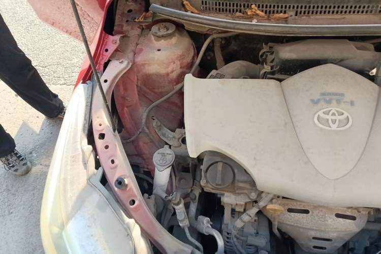Used Toyota YARiS L Zhi Xuan 2014 1.5G Automatic Xuan Dong Edition Engine Bay Right