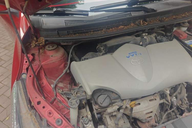 Used Toyota YARiS L Zhi Xuan 2014 1.5G Automatic Xuan Dong Edition Engine Bay Right