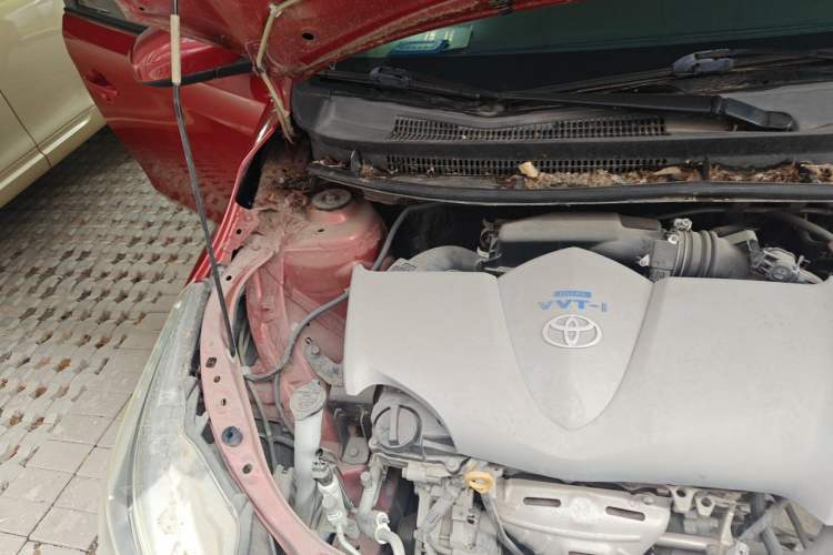 Used Toyota YARiS L Zhi Xuan 2014 1.5G Automatic Xuan Dong Edition Engine Bay Right