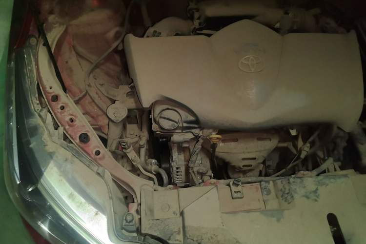 Used Toyota YARiS L Zhi Xuan 2014 1.3E Automatic Charm Edition Engine Bay Right
