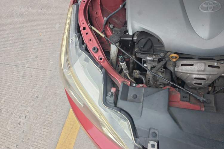 Used Toyota YARiS L Zhi Xuan 2014 1.5G Automatic Xuan Dong Edition Engine Bay Right
