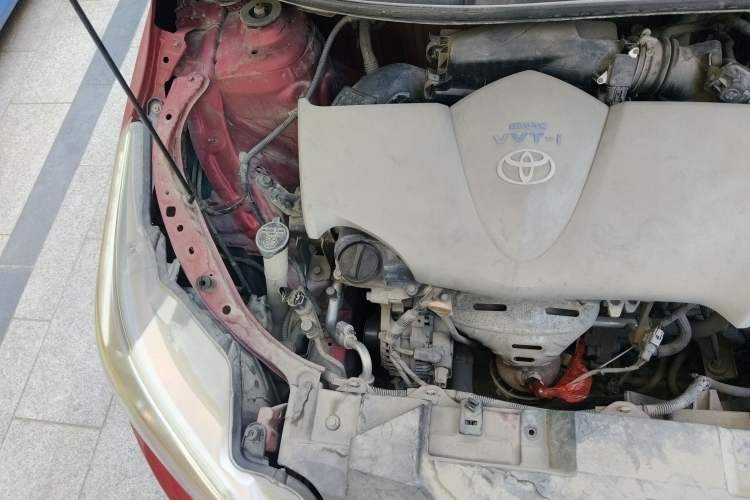Used Toyota YARiS L Zhi Xuan 2014 1.3E Automatic Charm Edition Engine Bay Right