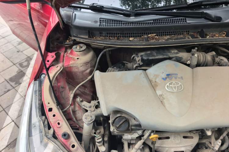 Used Toyota YARiS L Zhi Xuan 2014 1.3E Manual Charm Edition Engine Bay Right