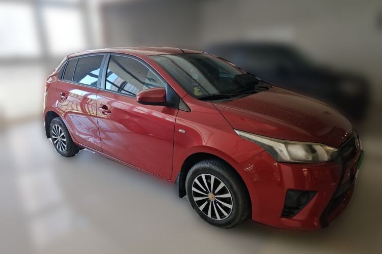 Used Toyota YARiS L Zhi Xuan 2014 1.3E Manual Charm Edition Front Right 45 Deg