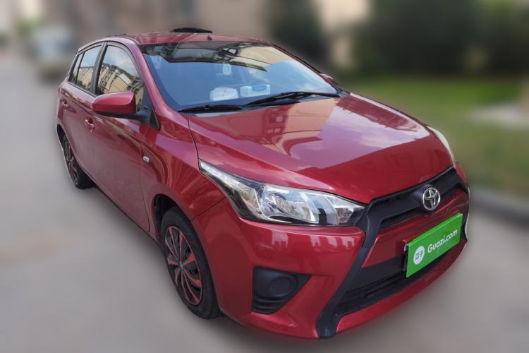 Used Toyota YARiS L Zhi Xuan 2014 1.3E Automatic Charm Edition Front Right 45 Deg