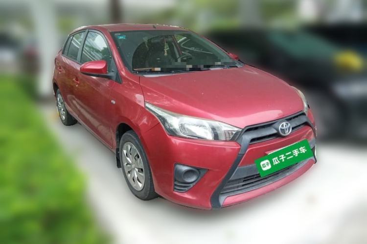 Used Toyota YARiS L Zhi Xuan 2014 1.3E Automatic Charm Edition Front Right 45 Deg