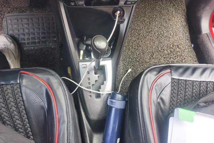 Used Toyota YARiS L Zhi Xuan 2014 1.5G Automatic Xuan Dong Edition Gear Lever